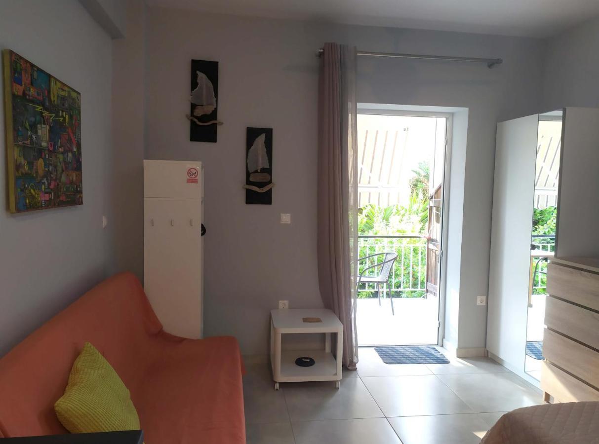 Modern Studio Next To The Sea! Porto Rafti Exterior photo